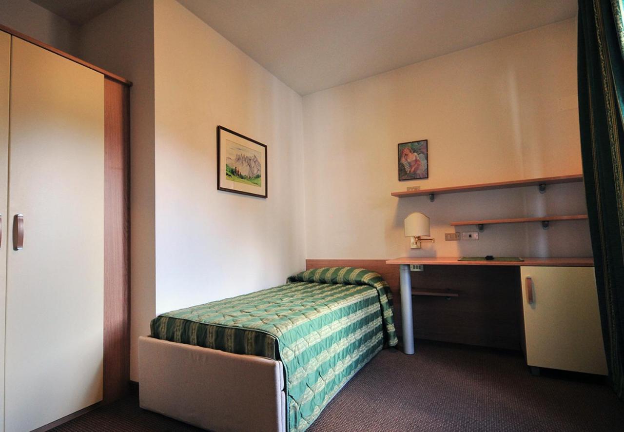 B&B Villa Ursula Moena Bagian luar foto